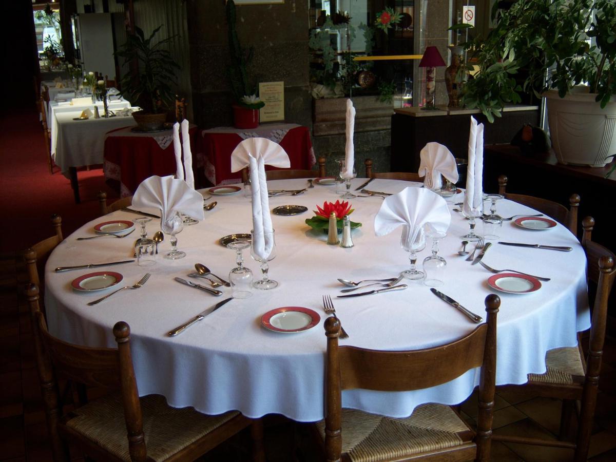 Hotel De Paris Chatel-Guyon Bagian luar foto