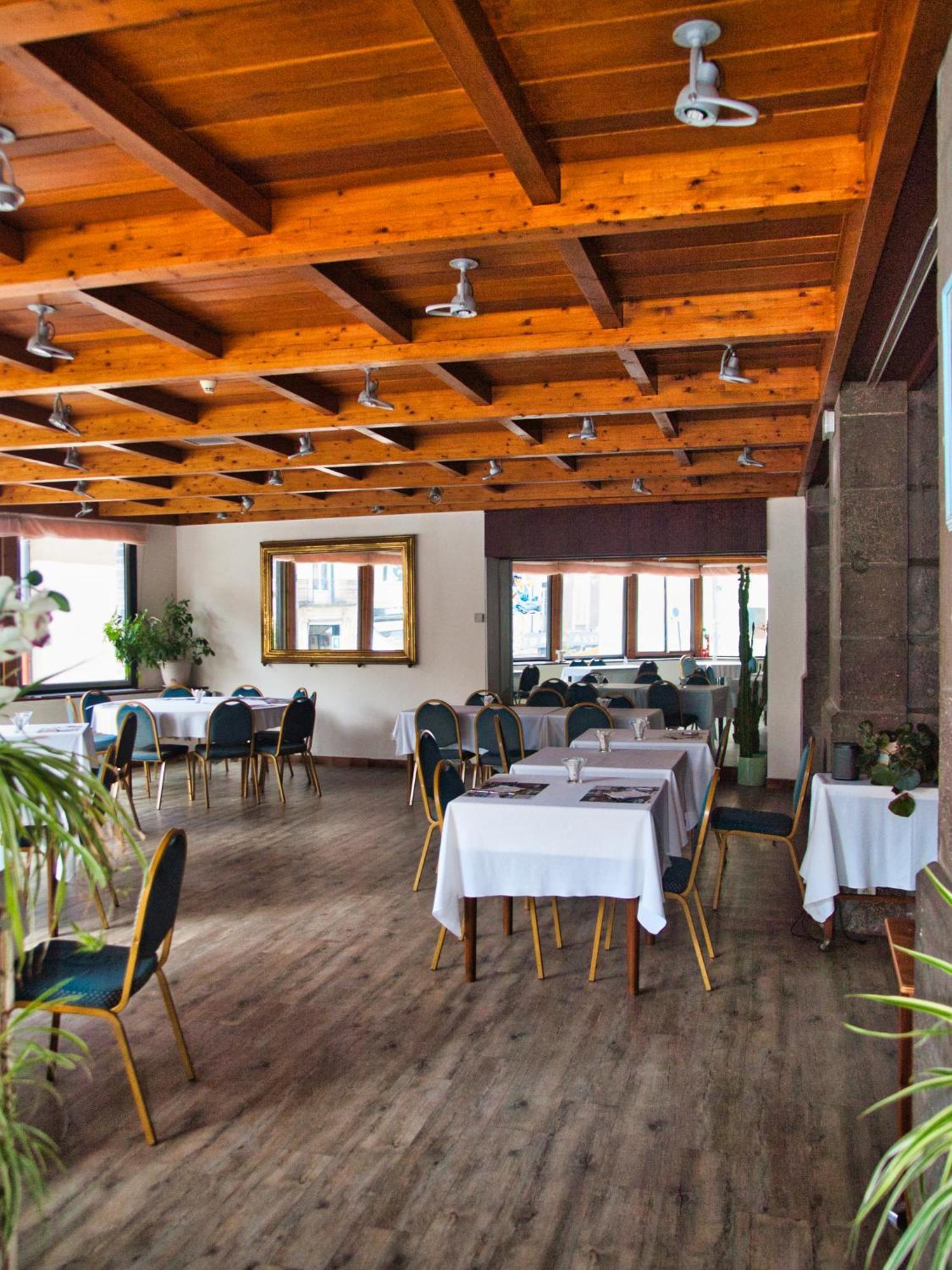Hotel De Paris Chatel-Guyon Bagian luar foto