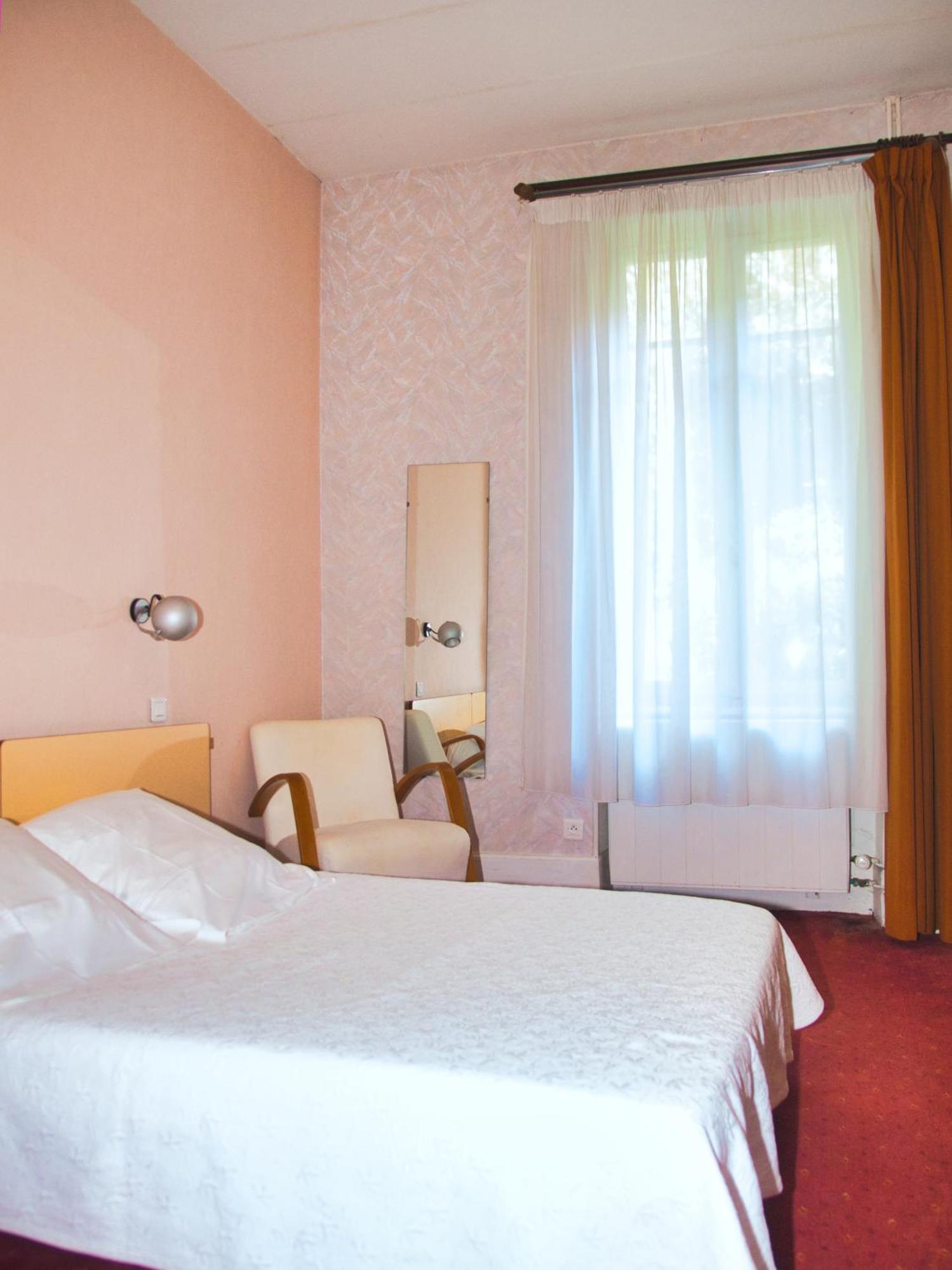 Hotel De Paris Chatel-Guyon Ruang foto